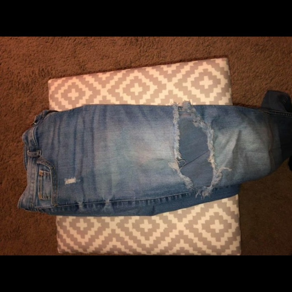Jeans - Picture 3 of 3
